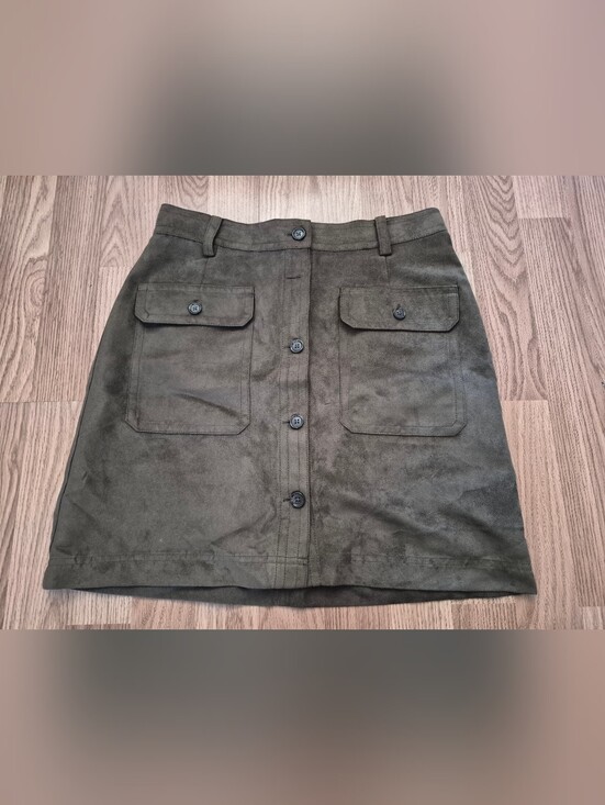 Banana Republic Dresses & Skirts - Banana Republic Women's Green Skirt